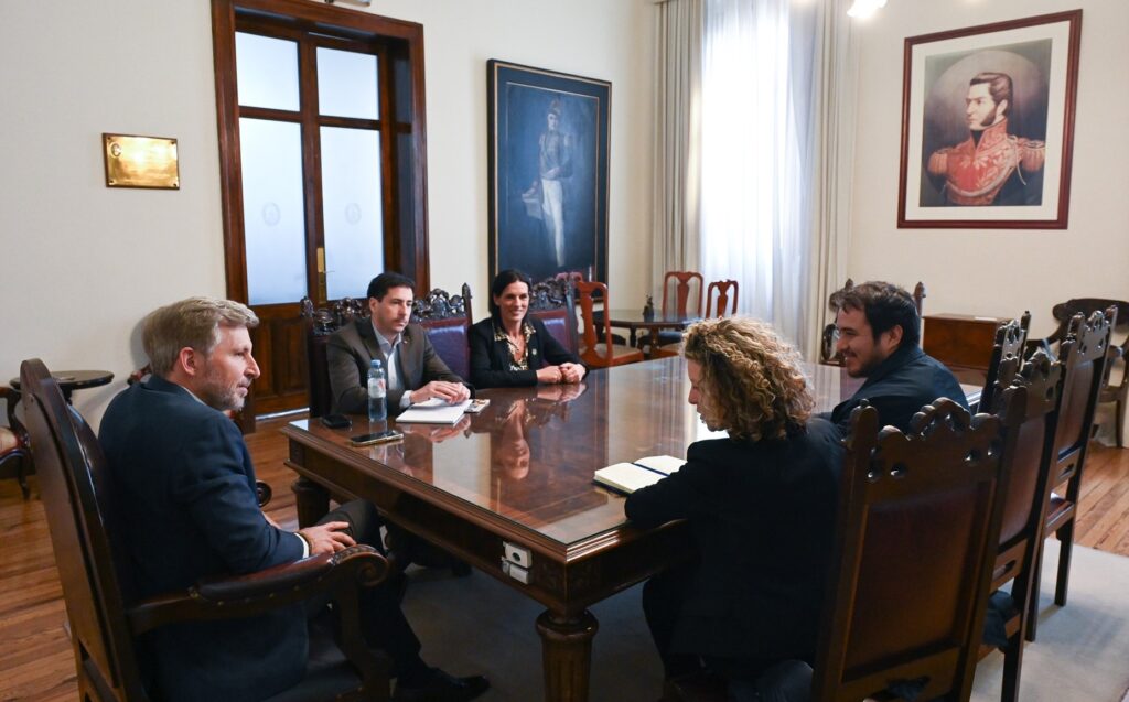 Frigerio recibió a representantes del FIDA para avanzar en un proyecto de desarrollo rural