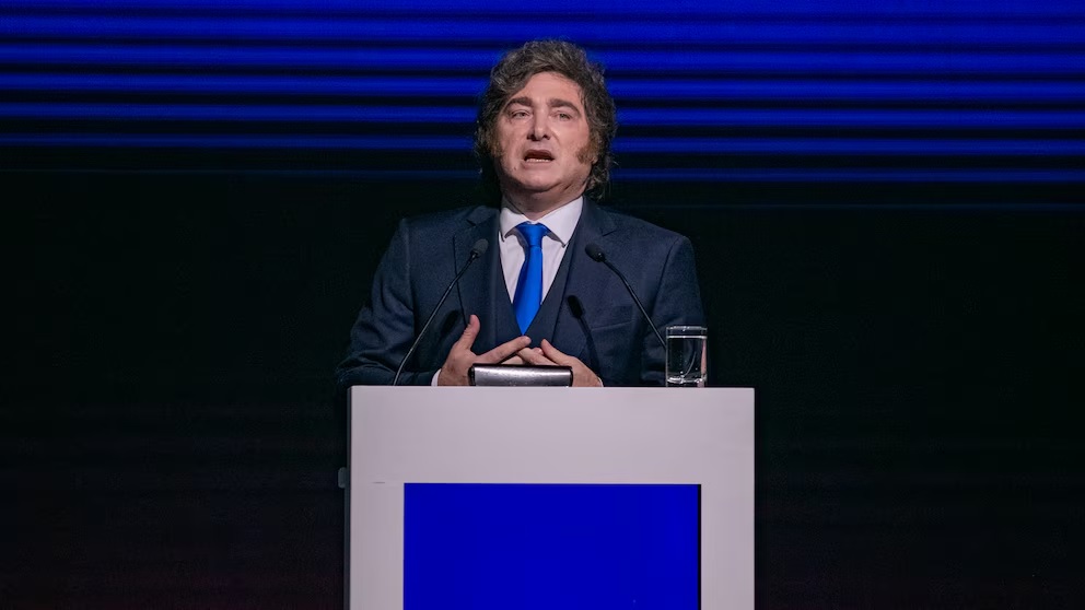 Javier Milei declaró bienes y depósitos por…