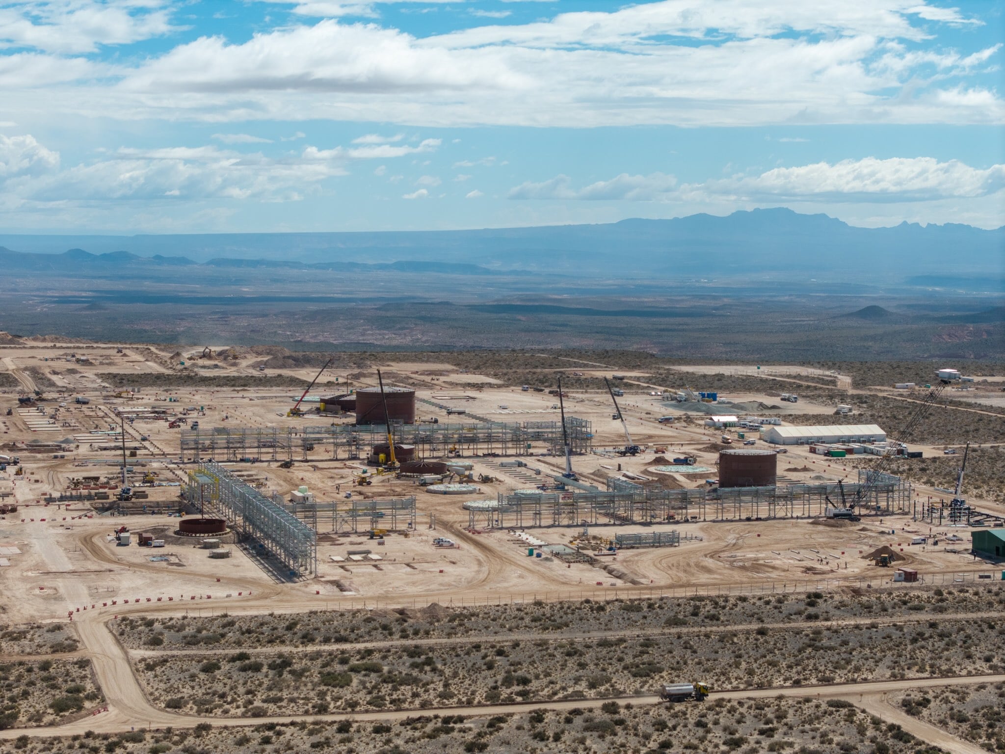 El RIGI petrolero logró su récord: ya es oficial el megaproyecto de u$s 6.400 millones de una empresa “apuntada” por Milei