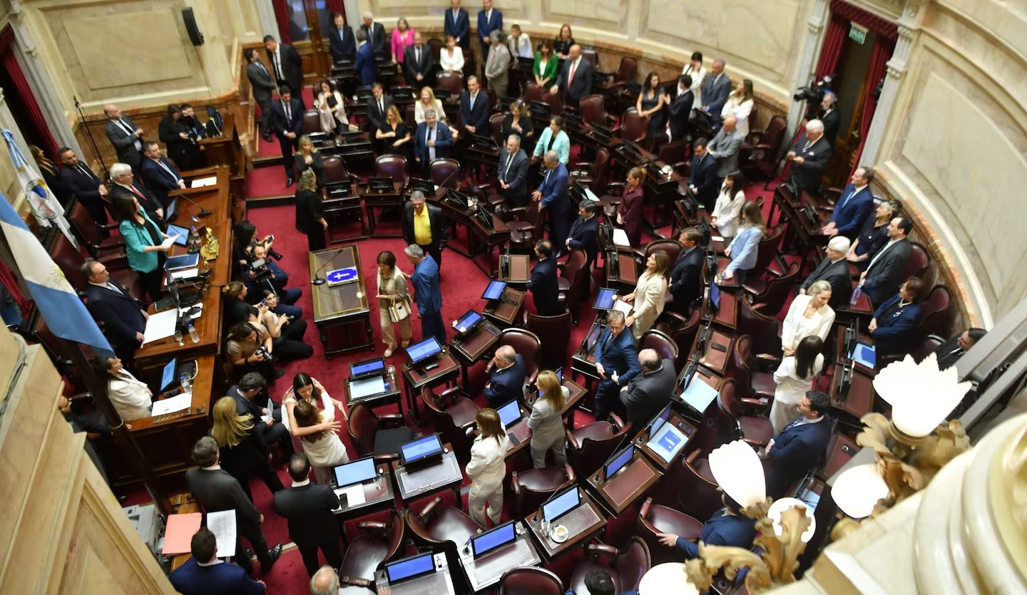 Los senadores cobrarán desde enero más de…